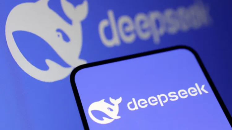罗福莉是Deepseek核心开发人员吗？ 有疑问可以直接问各大主流AI