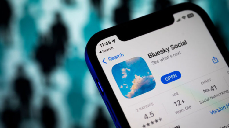 在马斯克的持续贬低中，顶级 Twitter 影响者逃往 Bluesky