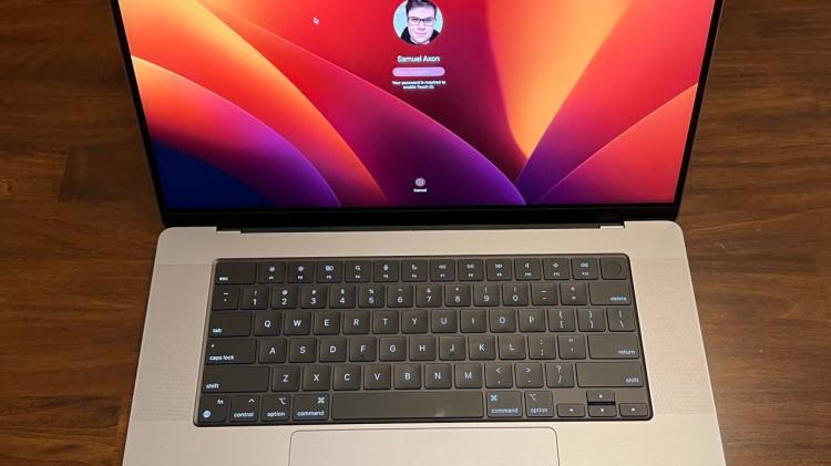 2023 年 MacBook Pro 评测：精致的第二代
